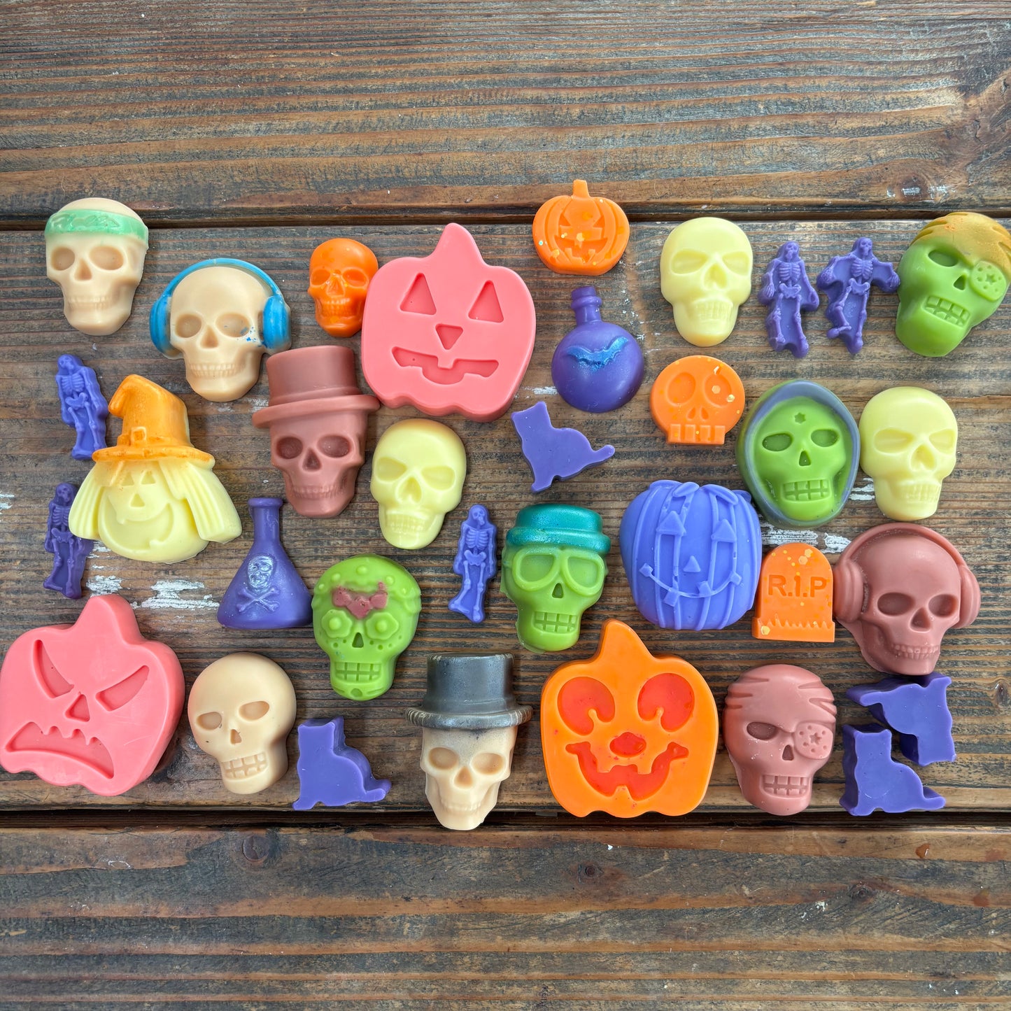 Blackcurrant Absinthe Shapes Wax Melt Bag