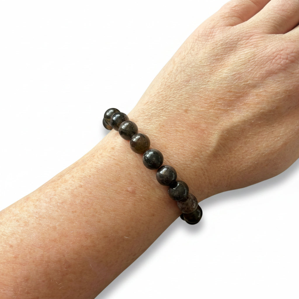 10mm Garnet in Quartz Bracelet