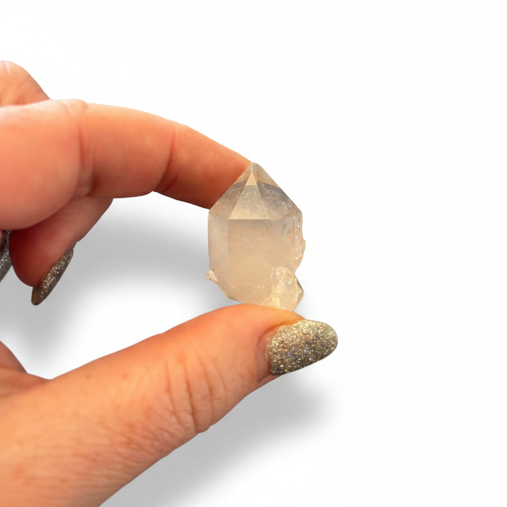 15g Lithium Quartz Raw Point