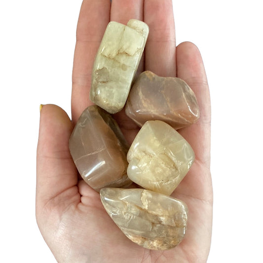 30-40g Peach Moonstone Tumble