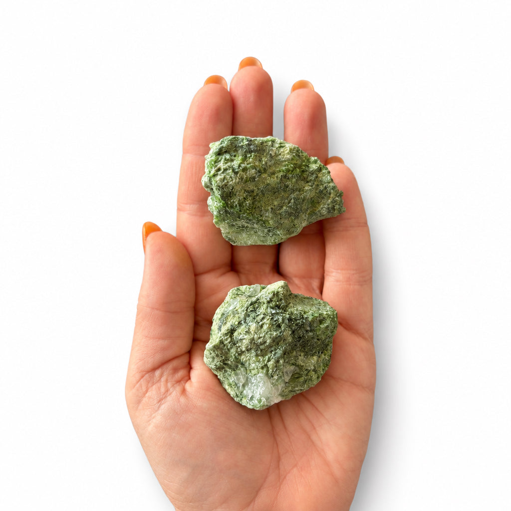 90-100g Diopside Raw