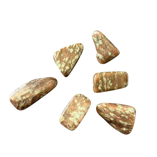 5-10g Nundoorite Tumble