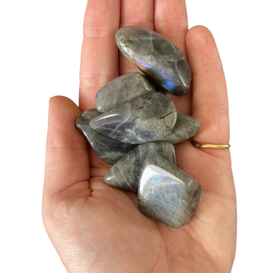 15-20g Labradorite $5 Tumble
