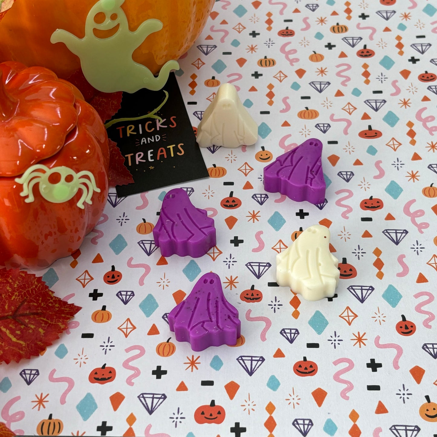 Vanilla & Poppy Poltergeists shapes Wax Melt Bag