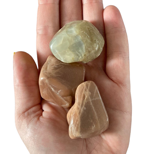 40-50g Peach Moonstone Tumble