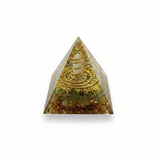 50mm Aventurine Chips with Aventurine DT Resin Pyramid