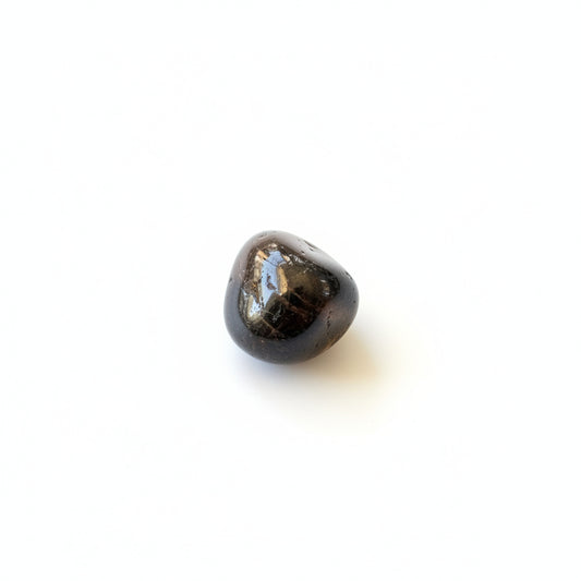 25-30g Arfvedsonite Tumble