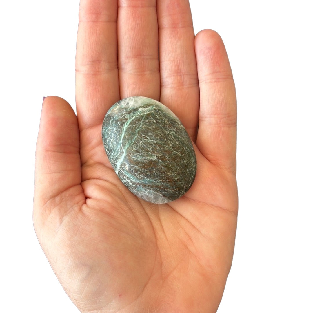 46g Fuchsite Palm Stone