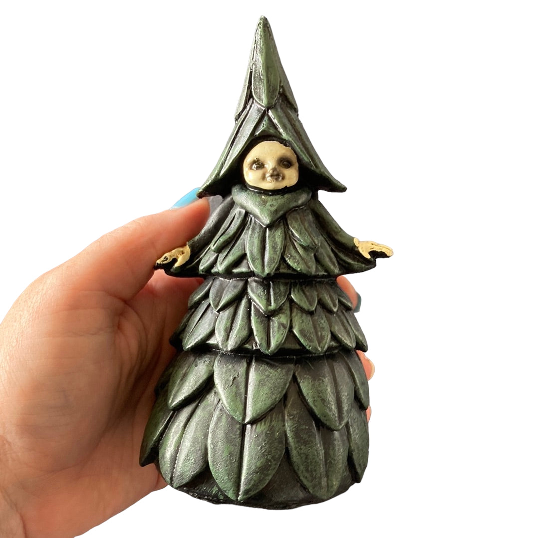 Tree Witch Statue