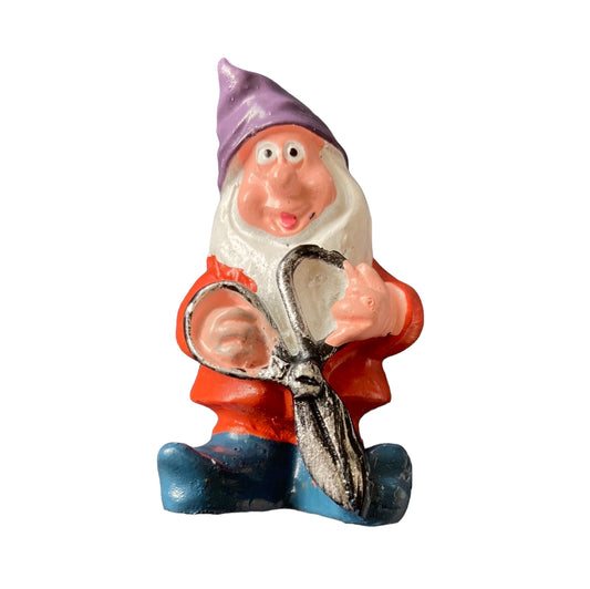 Scissor Dwarf Statue