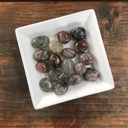 5-10g Garden Quartz $3 tumble