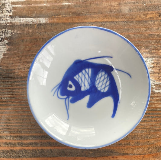 Round blue & white fish trinket tray