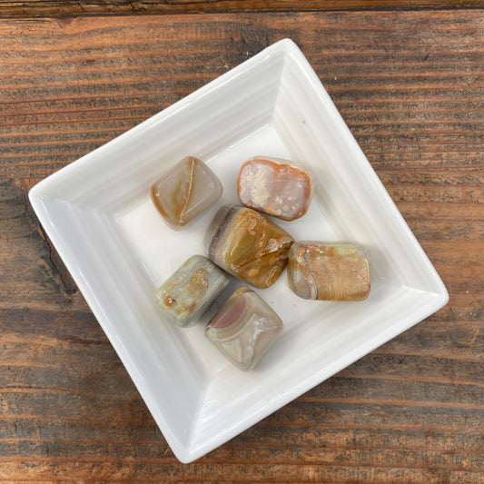 20-25g Pink Banded Onyx Tumble